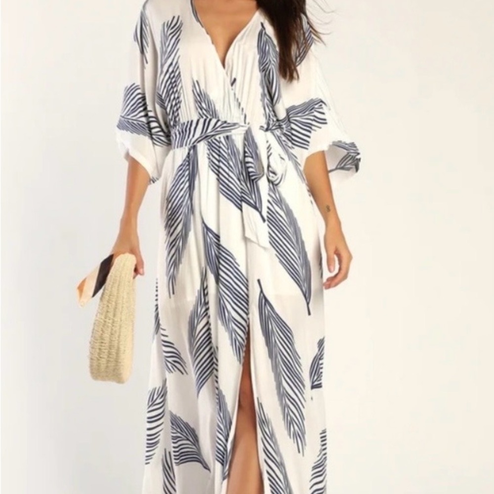 Lulu's White Maxi Dress with Navy Leaf Pattern